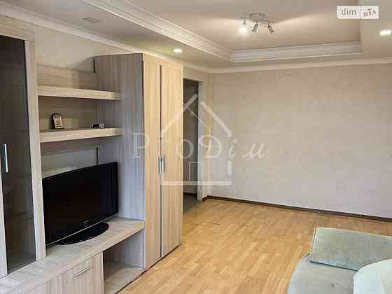 Продаж Квартира 1-кімнатна, 2/9 поверх на Левка Лукяненка вул. (Маршала Тимошенка), 1 Київ