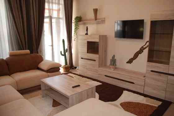 Оренда Квартира 2-кімнатна, 3/3 поверх на Торговая ул., 6 Одеса