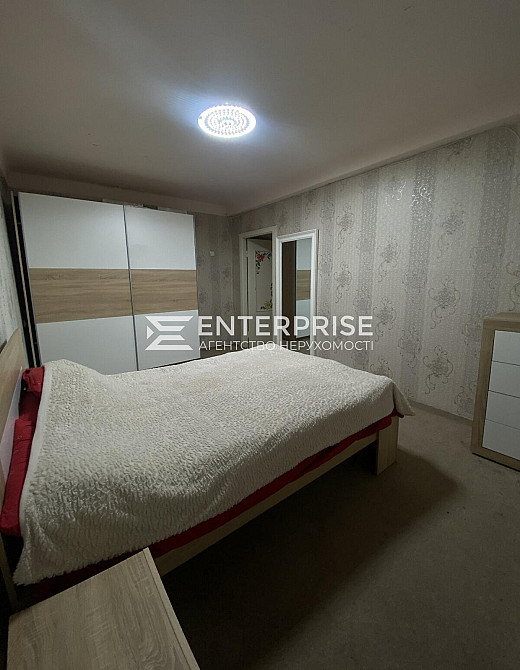 Продаж Квартира 2-кімнатна, 1/9 поверх на вул. Солом'янська Київ - фото 2