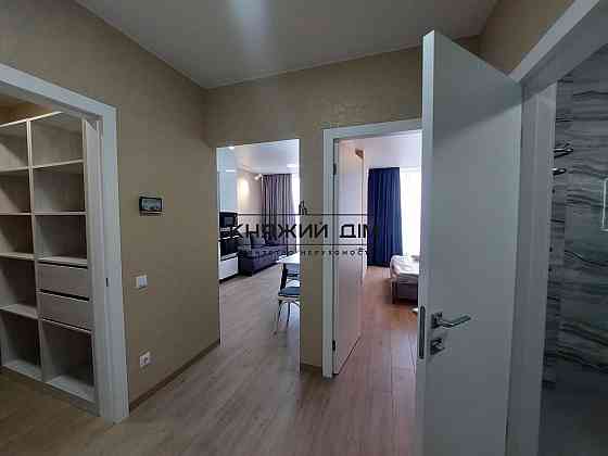 Оренда Квартира 2-кімнатна, 16/25 поверх на вул. Олександра Олеся Київ