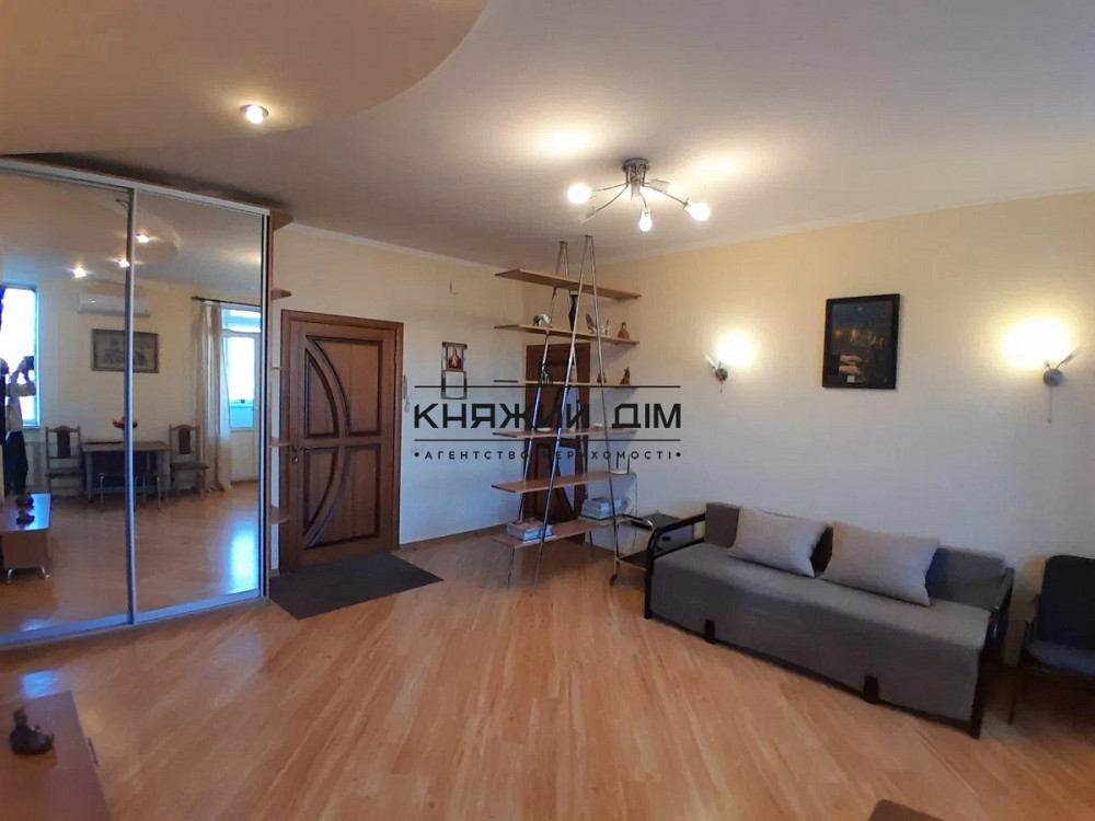 Оренда Квартира 2-кімнатна, 5/5 поверх на Івана Світличного Київ - фото 1