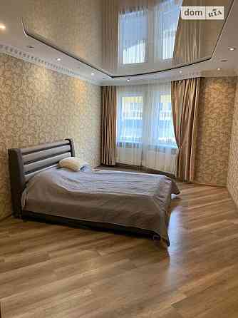 Оренда Квартира 3-кімнатна, 5/36 поверх на Харьковское шоссе Київ