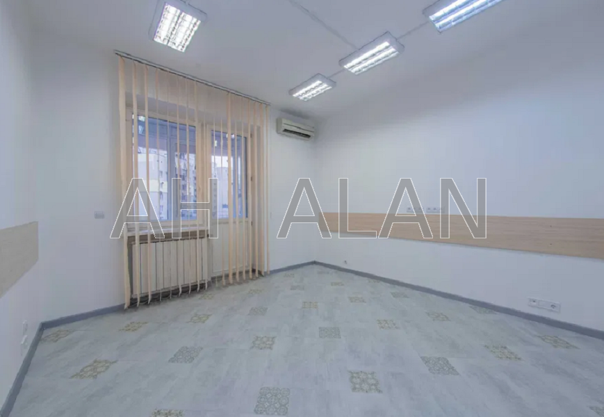 Оренда Будинок 4-кімнатний на Левка Лук'яненка вул., 21 Київ - фото 1