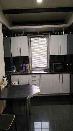 Продаж Будинок 3-кімнатний на вул. Въезд Александровский 