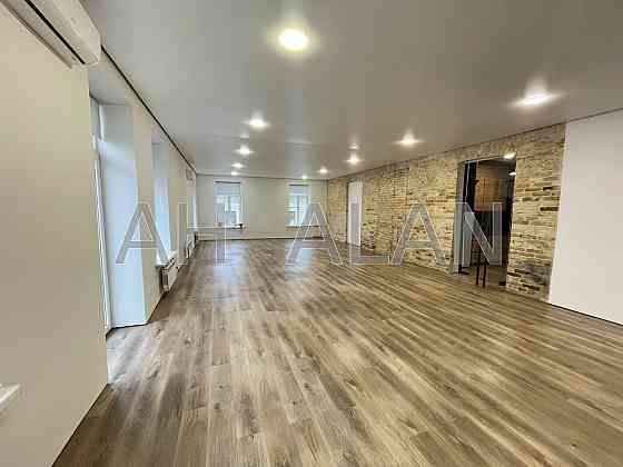 Оренда Будинок 2-кімнатний на Межигірська вул., 3 Київ