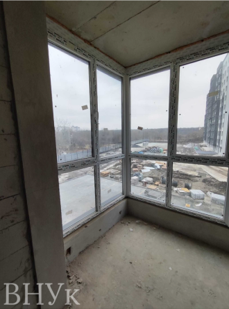 Продаж Квартира 1-кімнатна, 3/10 поверх на вул. Роксоляни Львів