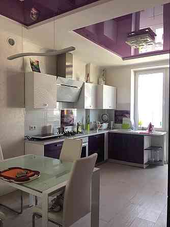 Продам 2х комнатную  квартиру в новом доме на Черемушках Одесса