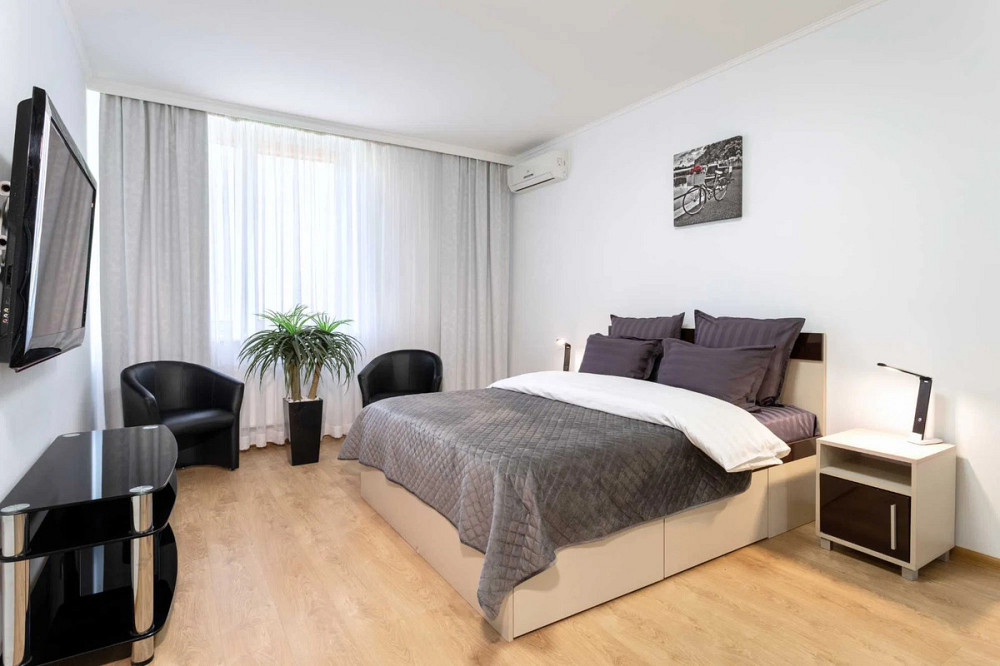 Оренда Квартира 1-кімнатна, 13/24 поверх на вул. Анни Ахматової, 30 Київ - фото 1