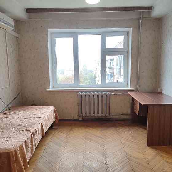 Продаж Квартира 3-кімнатна, 9/9 поверх на улица Кирилловская (Фрунзе), д.127 Киев