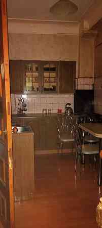 3х комнатная квартира , рядом центр ( сарай и гараж в подарок). Одесса