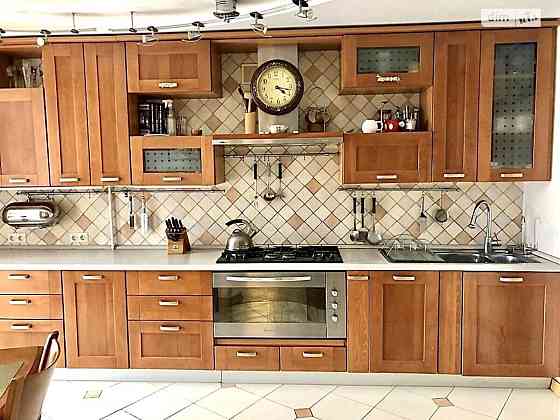 Оренда Квартира 4-кімнатна, 7/10 поверх на Зодчих Vinnytsya