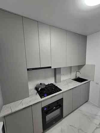 Продаж Квартира 2-кімнатна, 5/5 поверх на Теплична вул., 56 