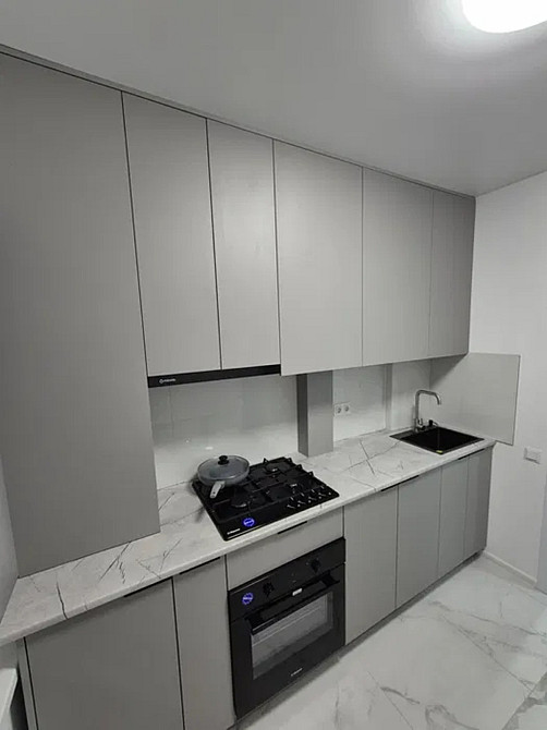 Продаж Квартира 2-кімнатна, 5/5 поверх на Теплична вул., 56  - фото 1