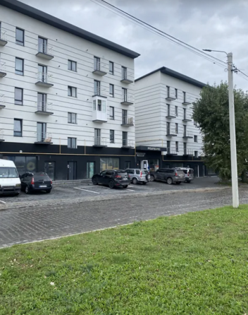 Продаж 2к квартири 56.7 кв. м на вул. Поліська Ternopil'