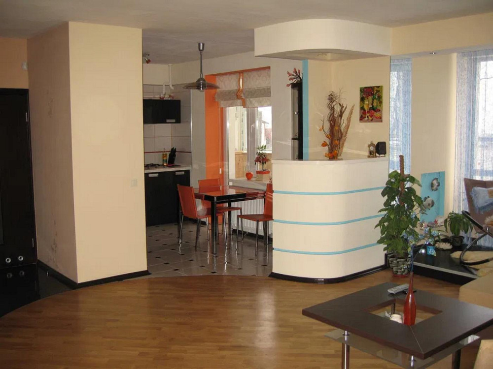 Продаж Квартира 3-кімнатна, 1/5 поверх на вул. Глинянський Тракт Львов - изображение 2