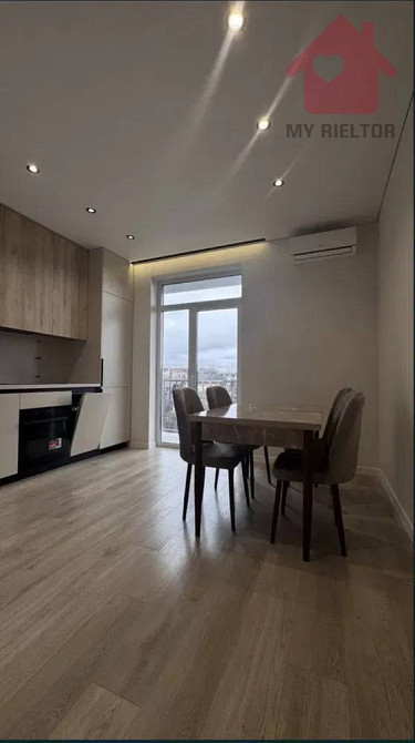 Оренда Квартира 1-кімнатна, 3/5 поверх на Руська Ужгород - изображение 2