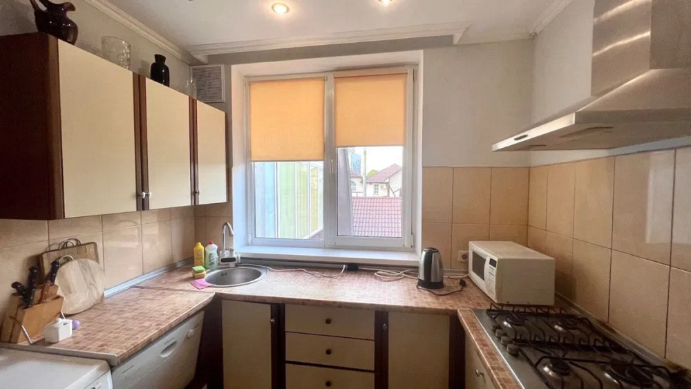 Оренда Квартира 3-кімнатна, 2/3 поверх на Садова, 191-а Киев - изображение 2