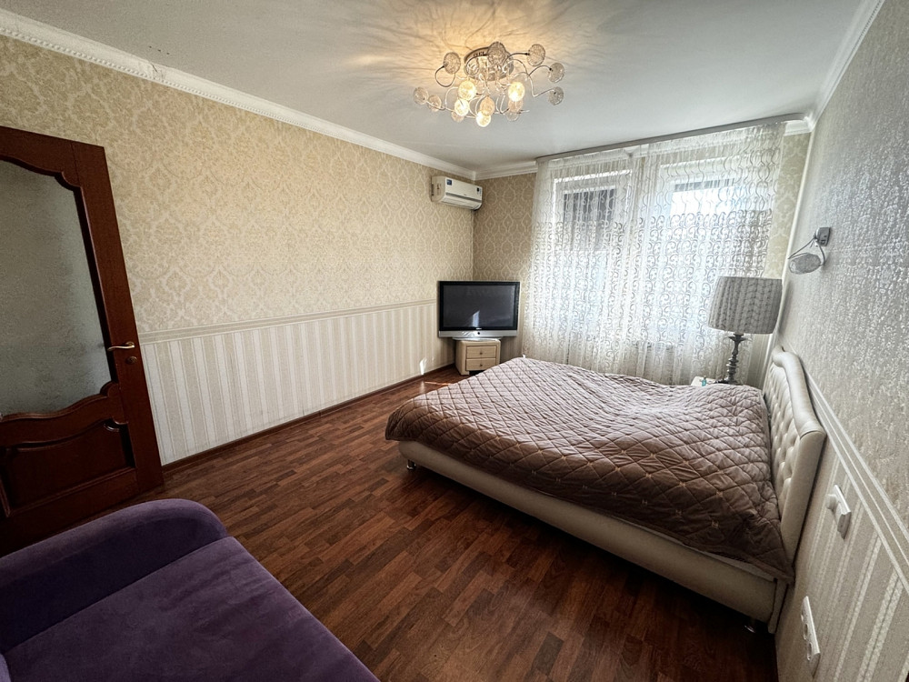 Продаж Квартира 4-кімнатна, 4/16 поверх на 8 Марта ул., 9 Дніпро - фото 4