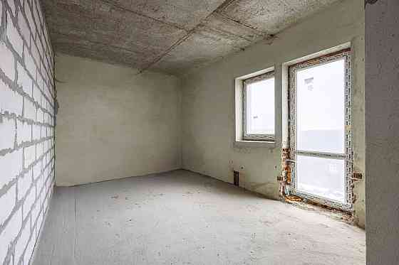 Продаж Квартира 3-кімнатна, 10/10 поверх на вул. Шафаріка П. Львов