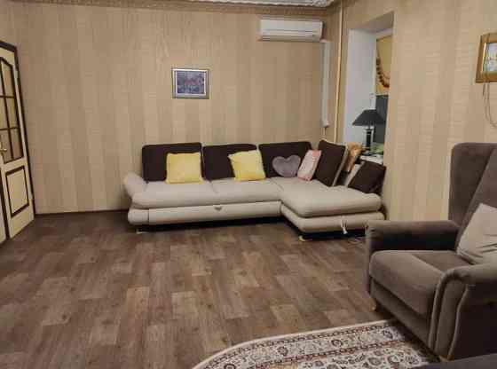 Продаж Квартира 3-кімнатна на ул. Генерала Бочарова, 32 Одеса