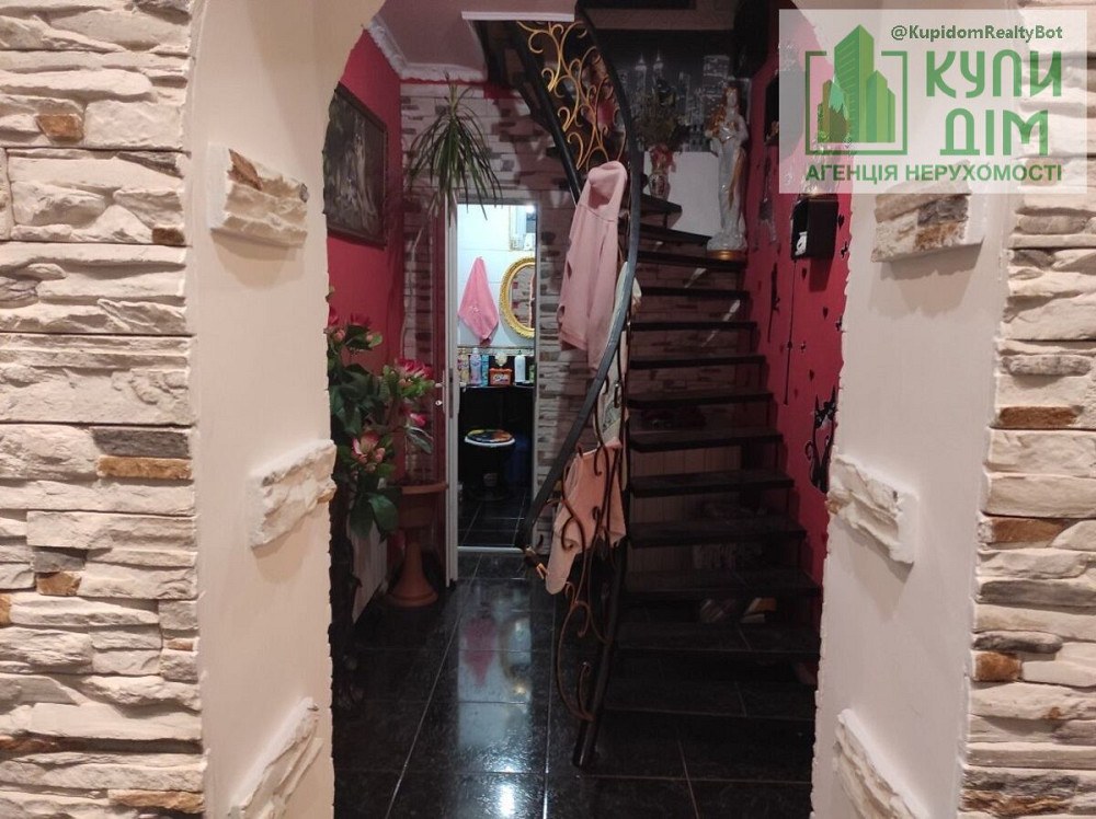 Терміновий продаж будинку в звязку з виїздом в Знамянці. Водяне (м Знам'янка район) - фото 7