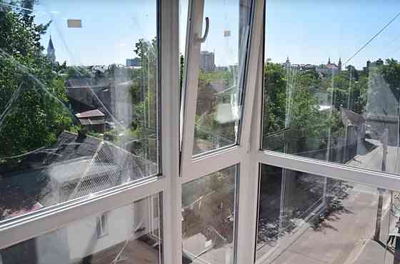 Продаж Квартира 2-кімнатна, 4/5 поверх на вул. Володимирська Житомир