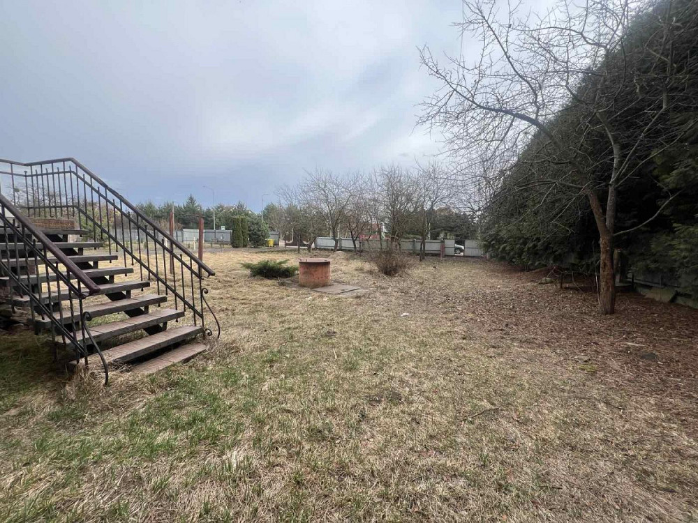 Продаж 3-поверховий Будинок з ділянкою 28 сот 230 кв.м 4 кімн. на Районна вул. Малечковичі - фото 17