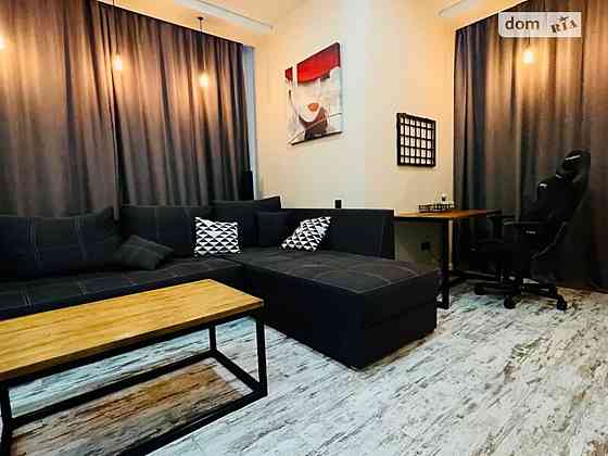 Оренда Квартира 2-кімнатна, 17/23 поверх на ул. Дмитриевская Kiev