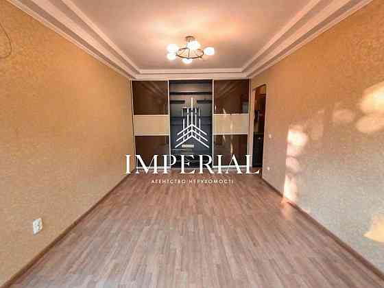 Продаж 1к Квартира 36 кв.м Миколи Міхновського вул. Київ