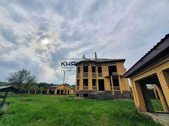 Продажа большого 3-х этажного дома в Козине с.Рудыки. КОД ОБЪЕКТА: 229155. Козин (МИРОНІВСЬКИЙ район)