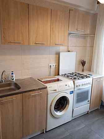 Оренда Квартира 2-кімнатна, 3/5 поверх на Верховної ради, 3а Киев