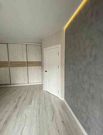 Продаж 1к Квартира 45 кв.м Євгенія Рихліка 15 Zhytomyr