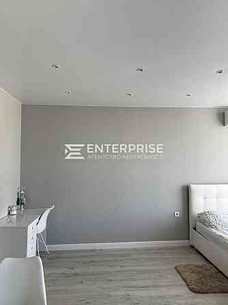 Продаж Квартира 1-кімнатна, 6/16 поверх на вул. Віктора Некрасова Київ