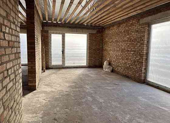 Продаж Будинок 4-кімнатний на вул. Поліщука Rivne