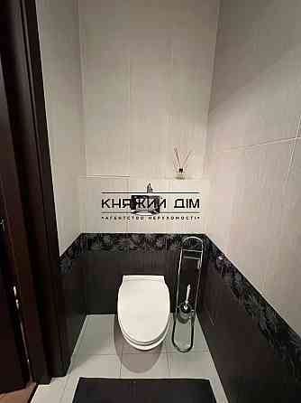 Продаж 3-х кімнатної ,м.Позняки 5 хвилин пішки Киев