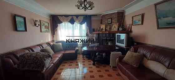 Дом 400 м2 плюс 30 соток земли баня и 90 га прилагается к ДОМУ № 229049 Велика Вільшанка