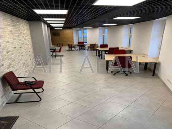 Оренда Будинок на Володимира Івасюка пр-т, 12Є Київ