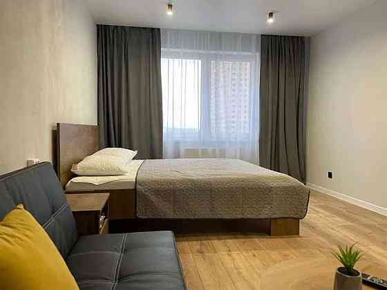 Оренда Квартира 1-кімнатна, 7/24 поверх на ул. Софии Русовой Київ