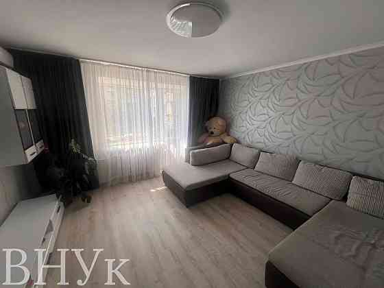 Продаж Квартира 4-кімнатна, 6/9 поверх на вул. Мазепи L'viv