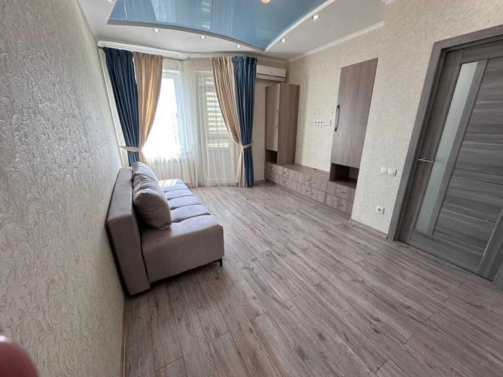 Продаж Квартира 1-кімнатна, 16/17 поверх на Массив Радужный Одесса - изображение 1