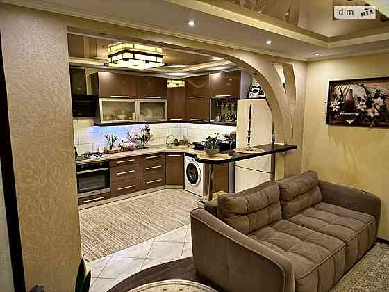 Продаж Квартира 3-кімнатна, 4/5 поверх на Миколаївська Винница