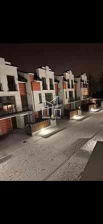 Продаж 3-поверховий Будинок з ділянкою 2 сот 200 кв.м 5 кімн. на Орлика Пилипа вул. Львов