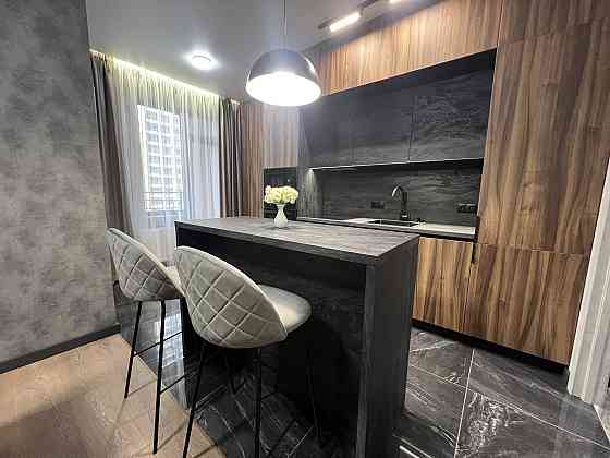 Продаж Квартира 1-кімнатна, 6/25 поверх на Генуэзская ул., 1 к.1 Odessa