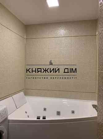 Оренда Квартира 3-кімнатна, 4/10 поверх на Глубочицкая ул. Киев