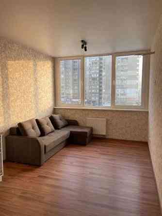 Оренда Квартира 1-кімнатна, 4/27 поверх на ул. Ревуцкого, 40-в Kiev