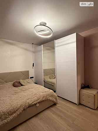 Продаж Квартира 2-кімнатна, 1/3 поверх на пров. Наскрізний Вінниця