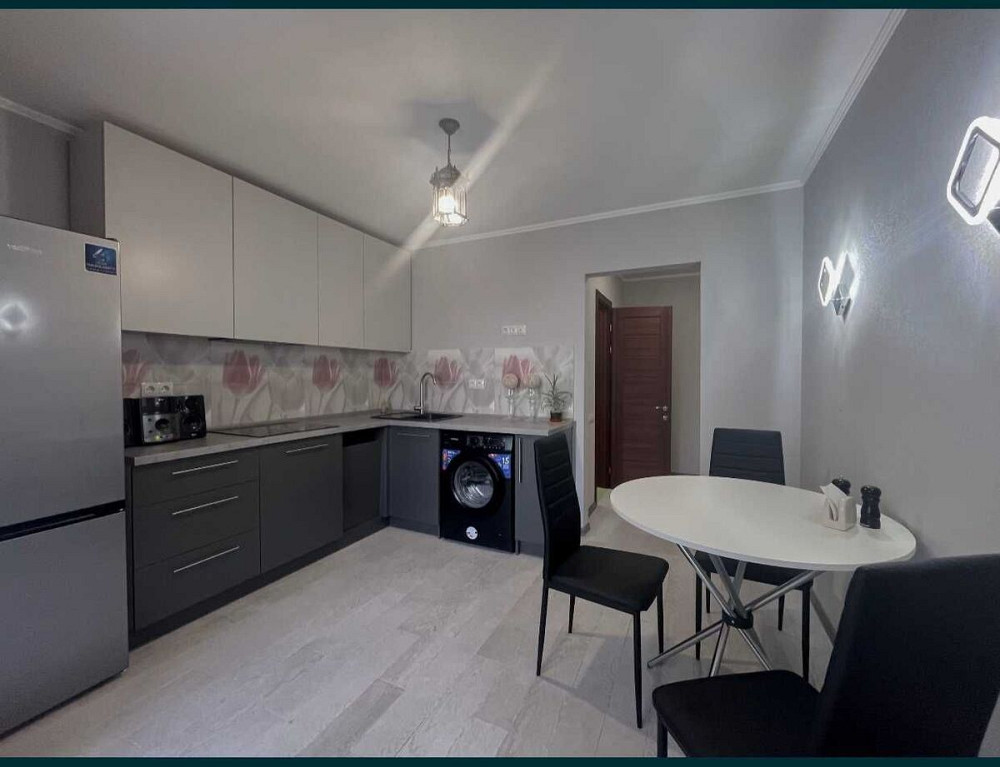 Оренда Квартира 1-кімнатна, 17/19 поверх на вул. Драгоманова, 1К Київ - фото 1