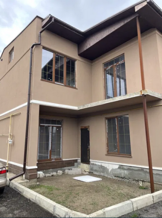 Продам 3-х этажный коттедж на пос.Котовского. Одеса