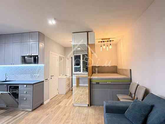 Оренда Квартира 1-кімнатна, 4/4 поверх на Практична вул., 2 Киев