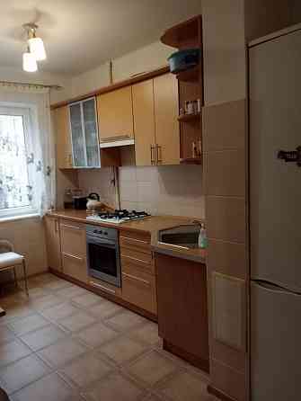 Продаж Квартира 3-кімнатна, 2/9 поверх на вул. Кулика і Гудечка Рівне